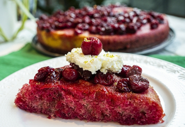 Vişneli Ekmek Tatlısı