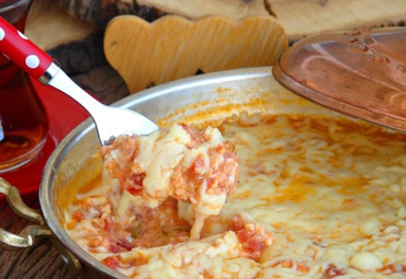 Kaşarlı Menemen